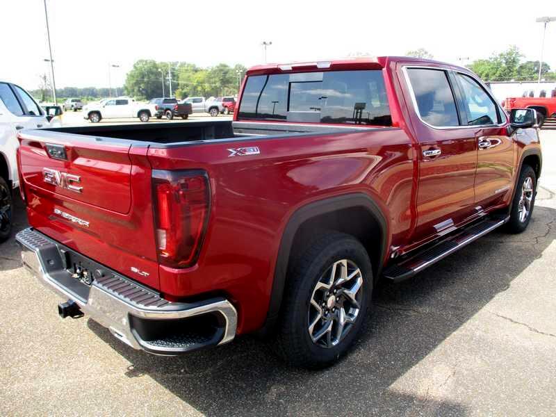 GMC Sierra 1500 SLT Crew Cab 4WD 2026 GMC Sierra 1500 SLT Crew Cab 4WD 2026