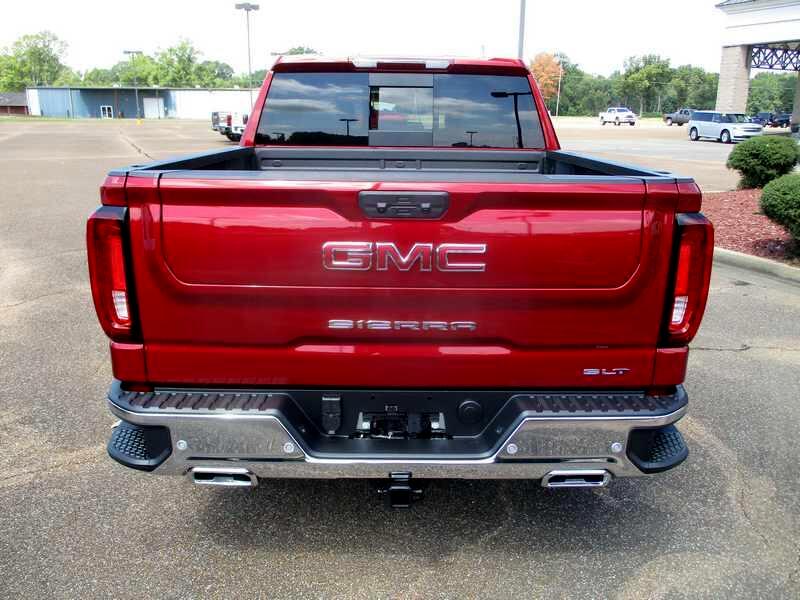 GMC Sierra 1500 SLT Crew Cab 4WD 2026 GMC Sierra 1500 SLT Crew Cab 4WD 2026
