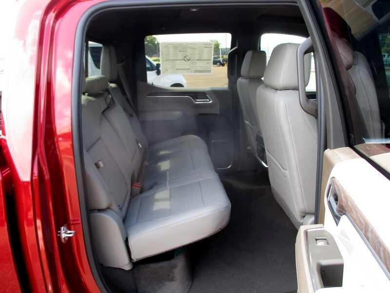 GMC Sierra 1500 SLT Crew Cab 4WD 2026 GMC Sierra 1500 SLT Crew Cab 4WD 2026