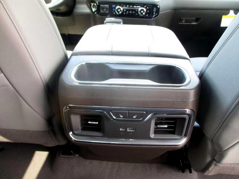 GMC Sierra 1500 SLT Crew Cab 4WD 2026 GMC Sierra 1500 SLT Crew Cab 4WD 2026