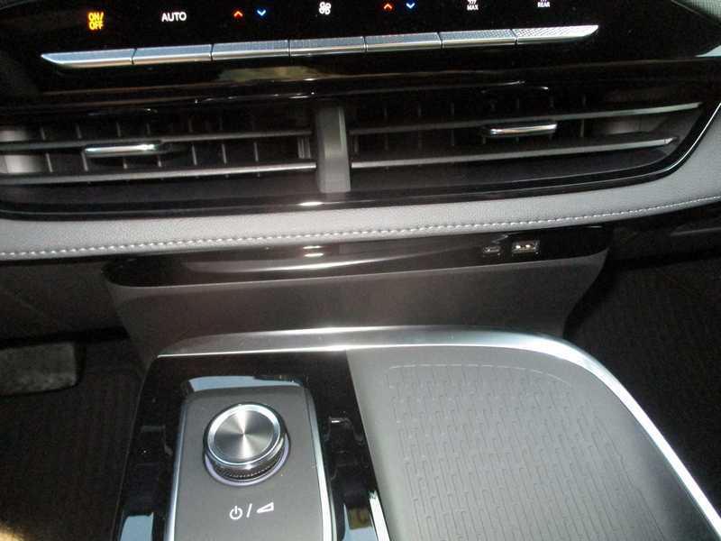Buick Enclave Sport Touring FWD 2026 Buick Enclave Sport Touring FWD 2026