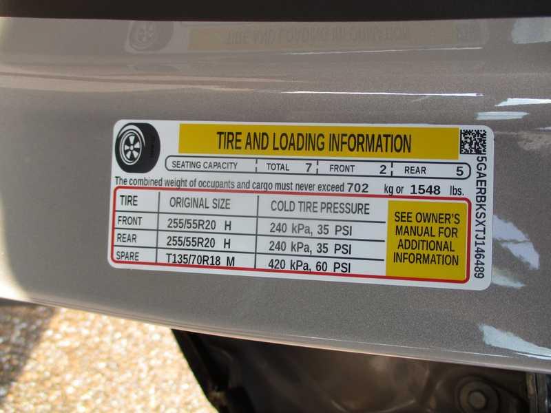 Buick Enclave Sport Touring FWD 2026 Buick Enclave Sport Touring FWD 2026