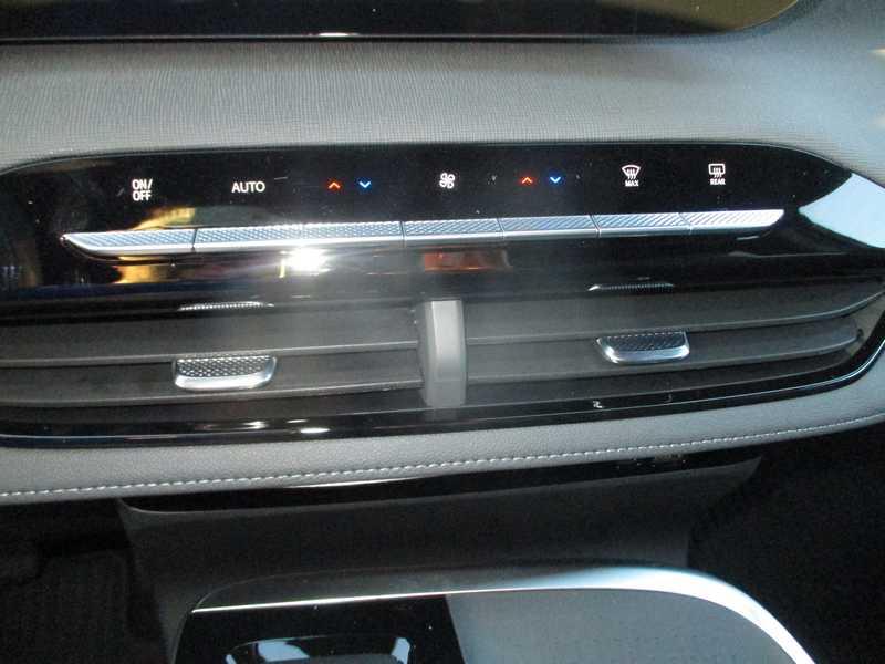 Buick Enclave Sport Touring FWD 2026 Buick Enclave Sport Touring FWD 2026