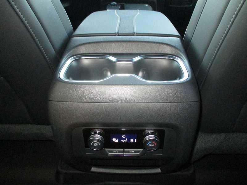 Buick Enclave Sport Touring FWD 2026 Buick Enclave Sport Touring FWD 2026