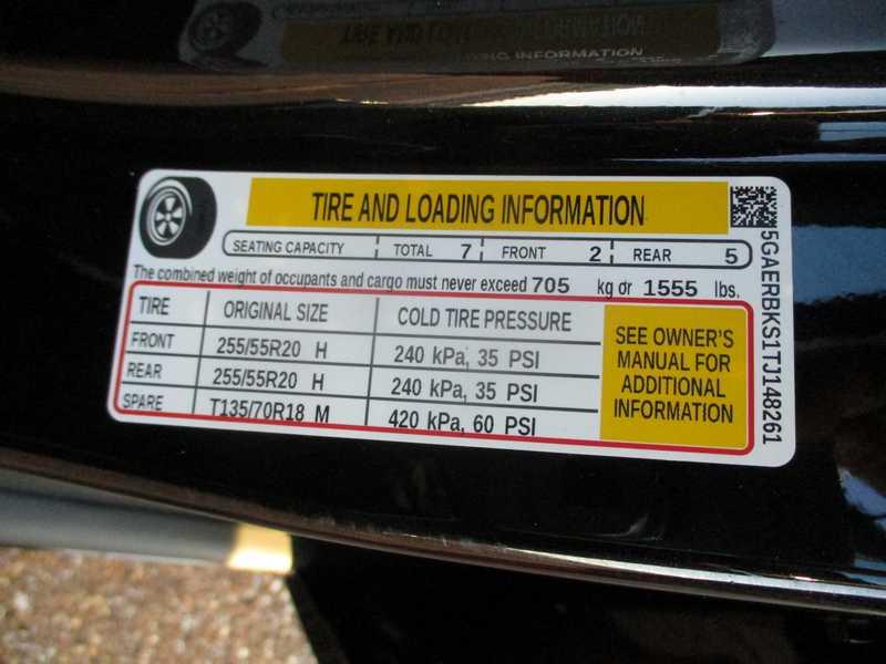 Buick Enclave Sport Touring FWD 2026 Buick Enclave Sport Touring FWD 2026