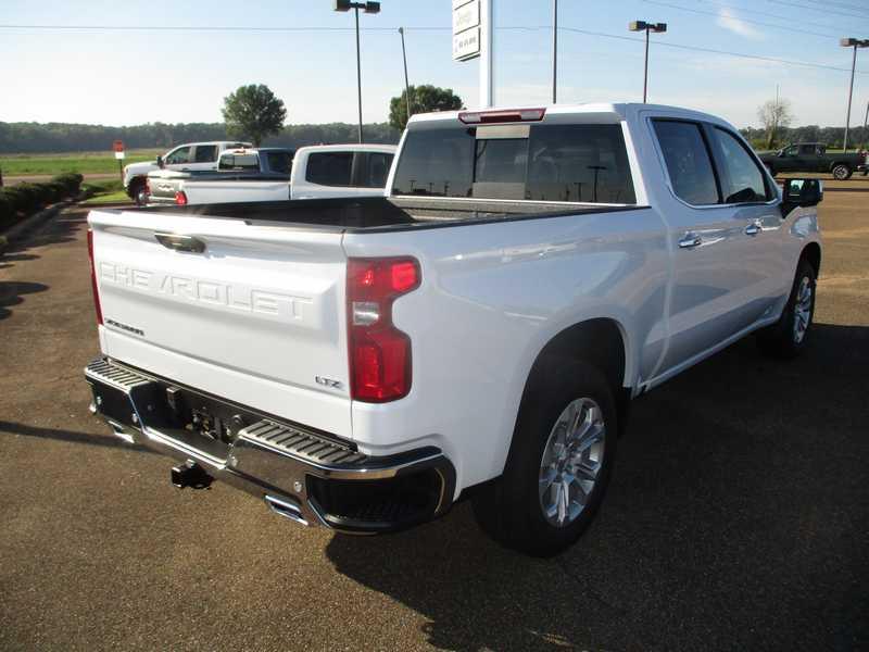 Chevrolet Silverado 1500 LTZ Crew Cab 4WD 2026 Chevrolet Silverado 1500 LTZ Crew Cab 4WD 2026