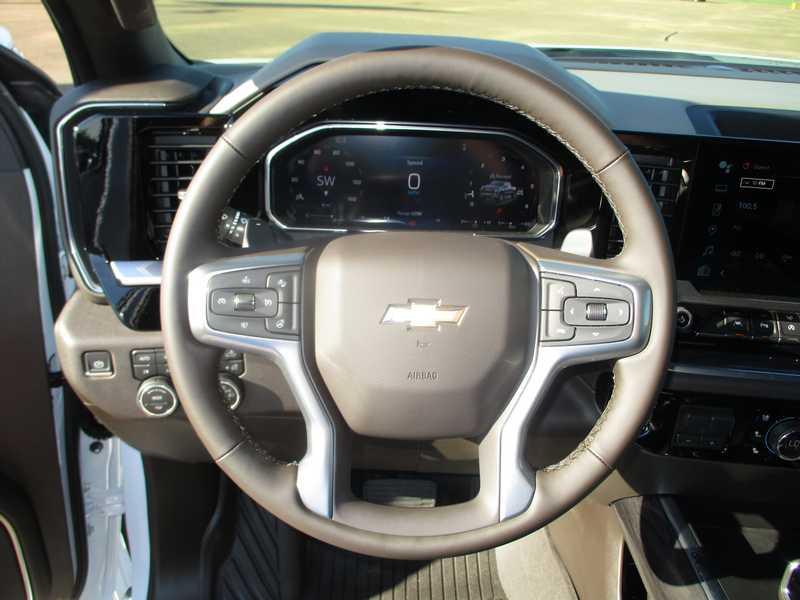 Chevrolet Silverado 1500 LTZ Crew Cab 4WD 2026 Chevrolet Silverado 1500 LTZ Crew Cab 4WD 2026