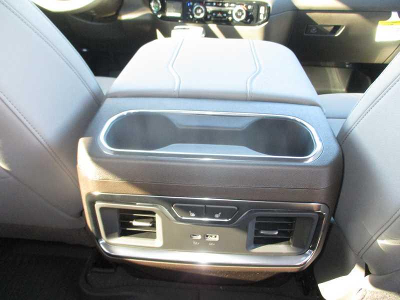 Chevrolet Silverado 1500 LTZ Crew Cab 4WD 2026 Chevrolet Silverado 1500 LTZ Crew Cab 4WD 2026