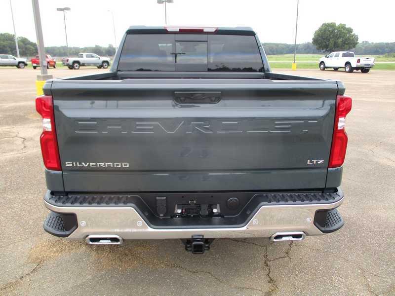 Chevrolet Silverado 1500 LTZ Crew Cab 4WD 2026 Chevrolet Silverado 1500 LTZ Crew Cab 4WD 2026