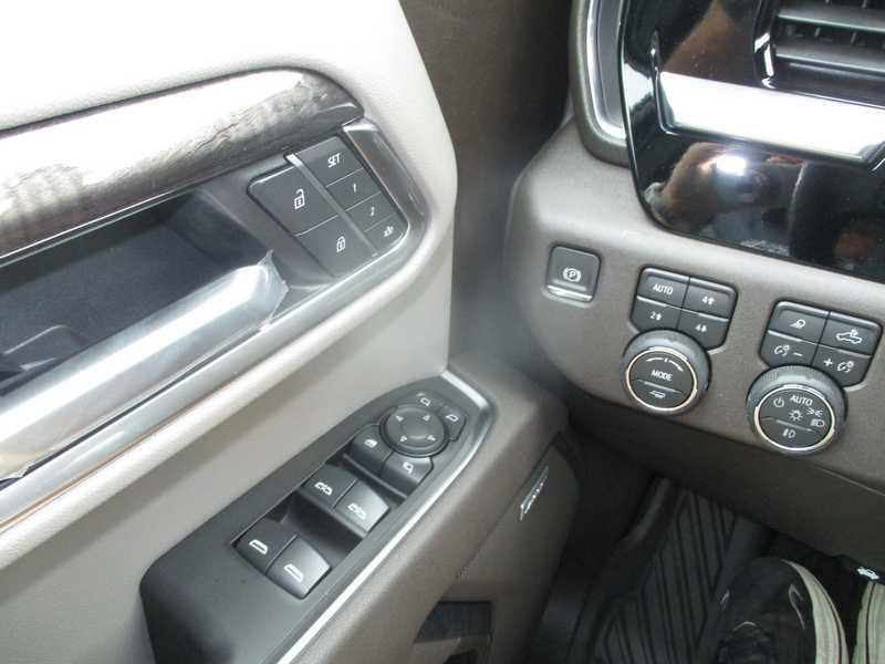 Chevrolet Silverado 1500 LTZ Crew Cab 4WD 2026 Chevrolet Silverado 1500 LTZ Crew Cab 4WD 2026