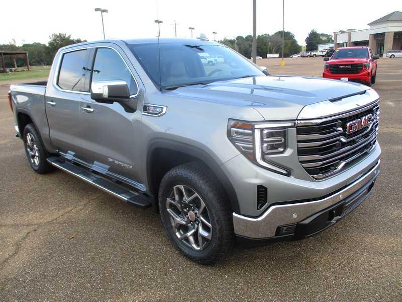 2026 GMC Sierra 1500 SLT Crew Cab 4WD