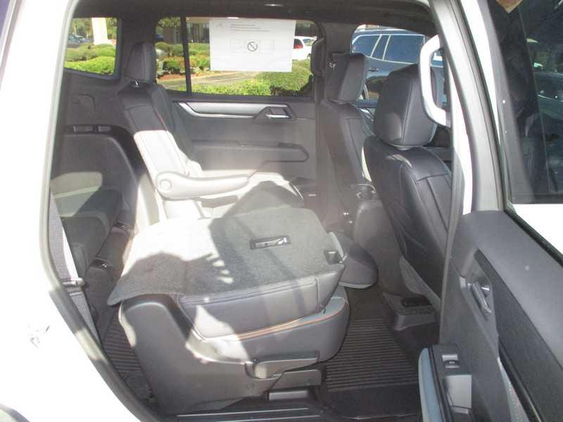 GMC Acadia AT4 AWD 2026 GMC Acadia AT4 AWD 2026