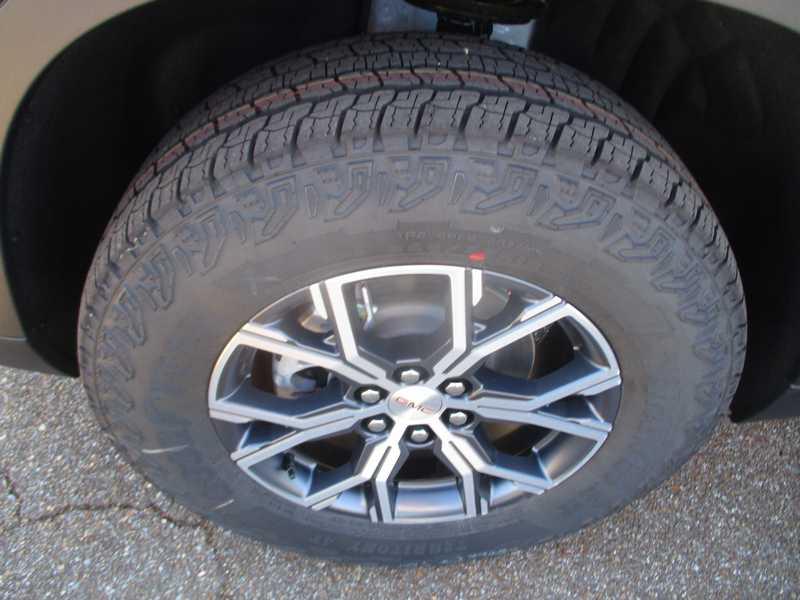GMC Acadia AT4 AWD 2026 GMC Acadia AT4 AWD 2026
