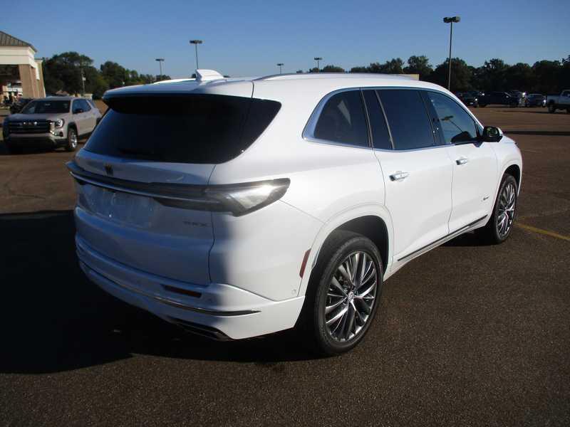 Buick Enclave Avenir FWD 2026 Buick Enclave Avenir FWD 2026