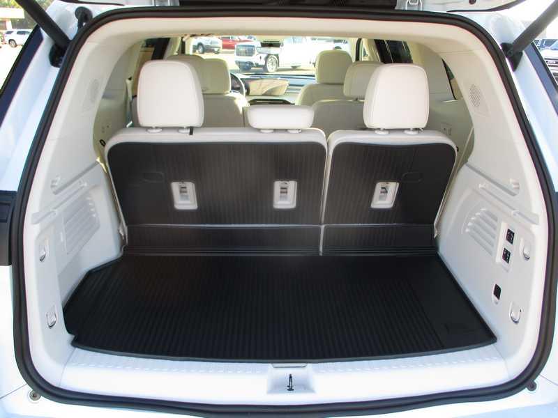 Buick Enclave Avenir FWD 2026 Buick Enclave Avenir FWD 2026