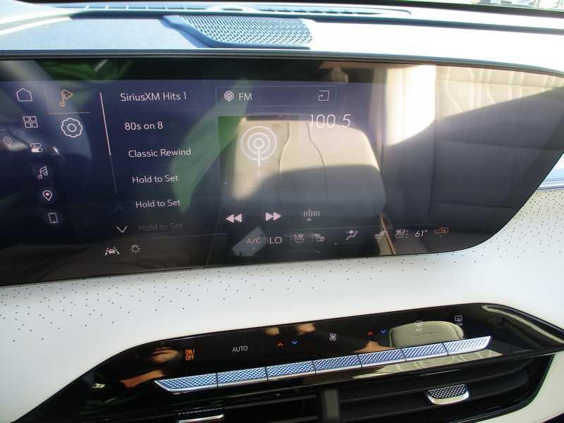 Buick Enclave Avenir FWD 2026 Buick Enclave Avenir FWD 2026