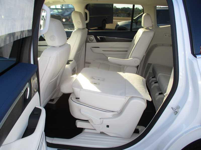 Buick Enclave Avenir FWD 2026 Buick Enclave Avenir FWD 2026