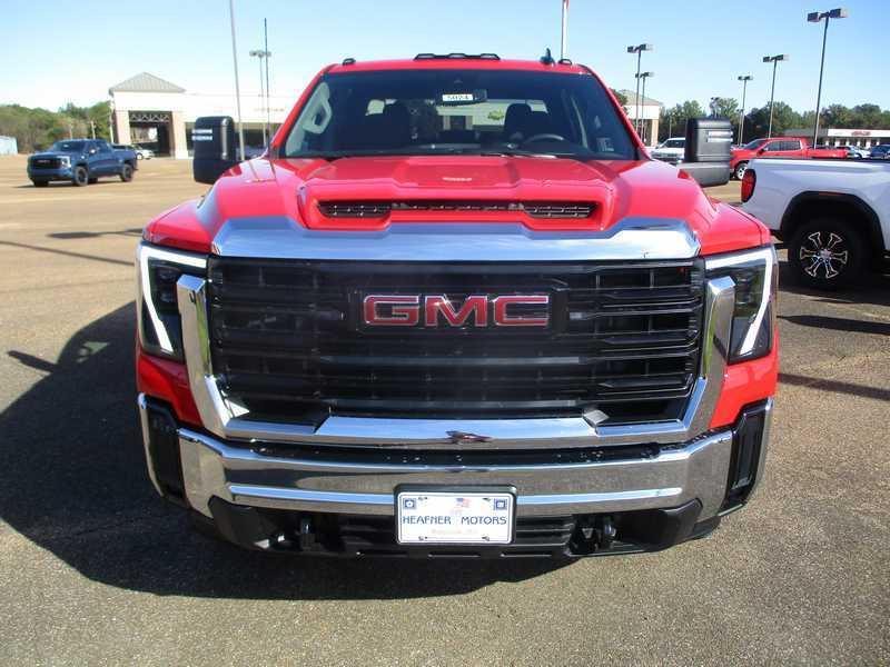 GMC Sierra 2500HD Pro Crew Cab 4WD SB 2026 GMC Sierra 2500HD Pro Crew Cab 4WD SB 2026