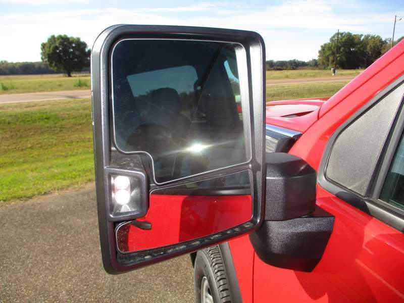 GMC Sierra 2500HD Pro Crew Cab 4WD SB 2026 GMC Sierra 2500HD Pro Crew Cab 4WD SB 2026