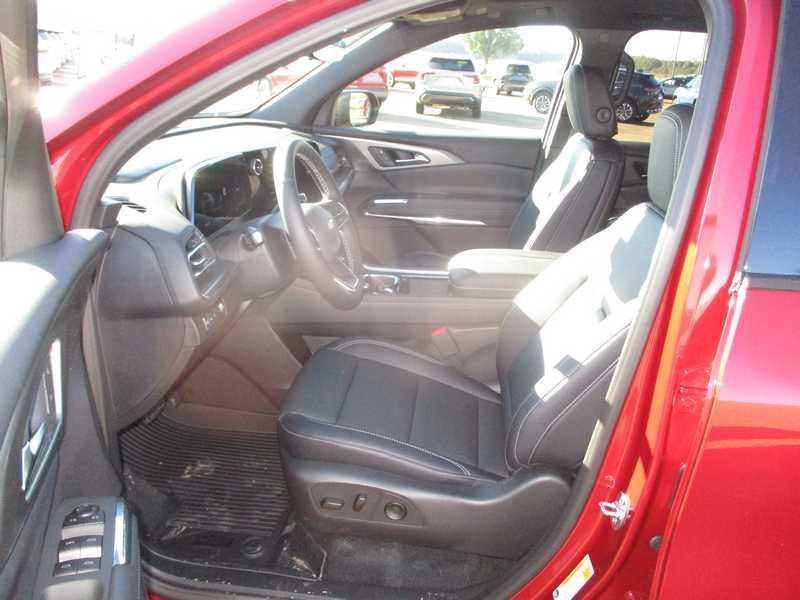 Chevrolet Traverse LT 2026