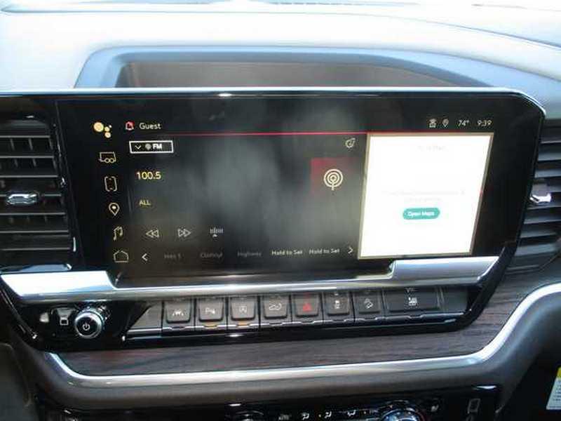 GMC Sierra 1500 SLT Crew Cab 4WD 2026 GMC Sierra 1500 SLT Crew Cab 4WD 2026
