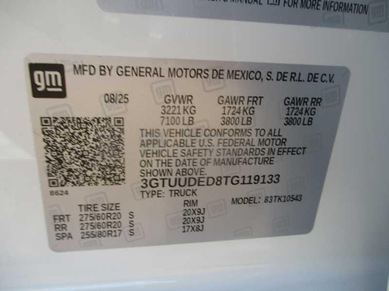 GMC Sierra 1500 SLT Crew Cab 4WD 2026 GMC Sierra 1500 SLT Crew Cab 4WD 2026