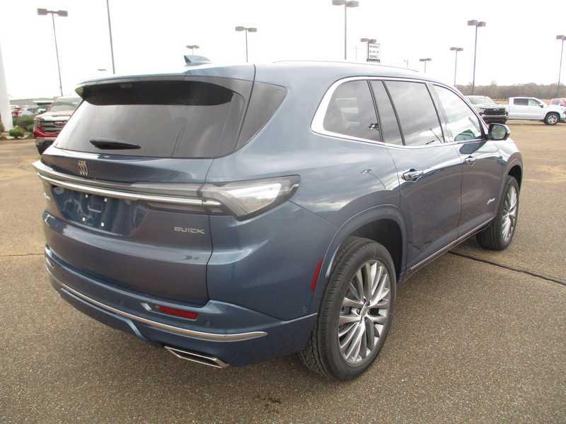 2026 Buick Enclave Avenir photo 4