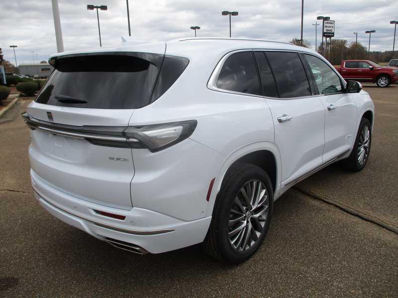 2026 Buick Enclave Avenir photo 3