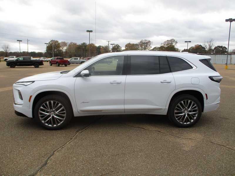 2026 Buick Enclave Avenir photo 4