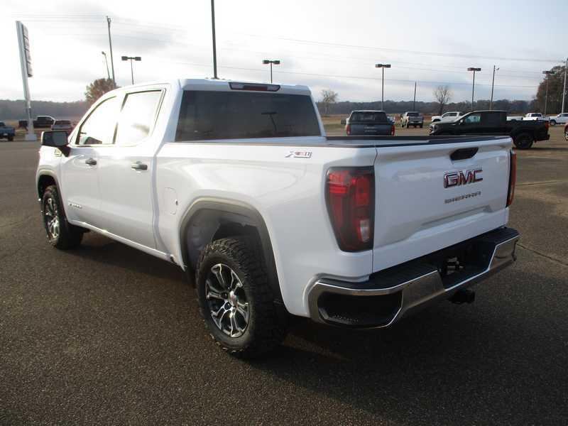 GMC Sierra 1500 Pro Crew Cab Short Box 4WD 2026