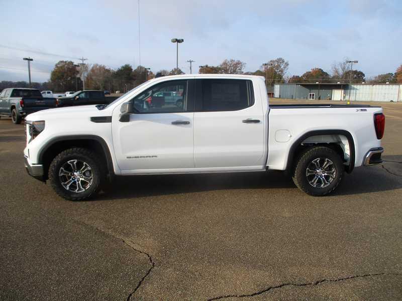 GMC Sierra 1500 Pro Crew Cab Short Box 4WD 2026