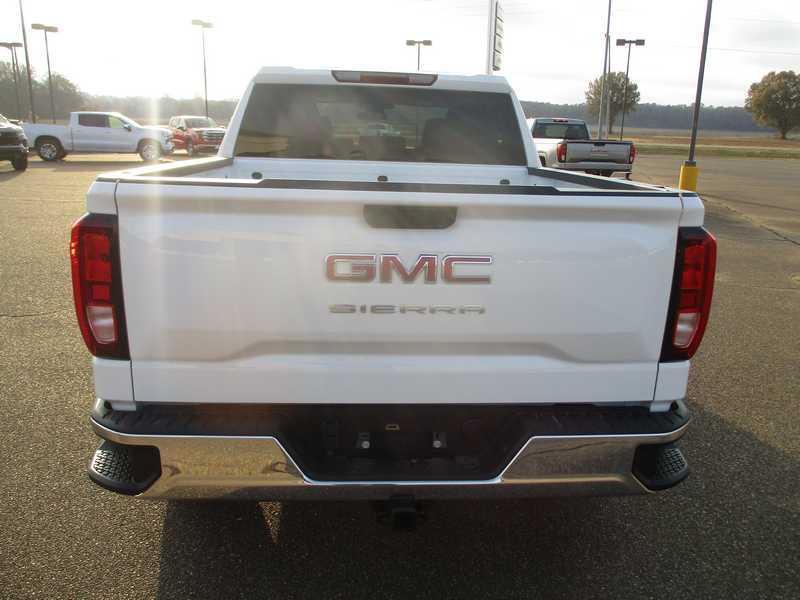 GMC Sierra 1500 Pro Crew Cab Short Box 4WD 2026