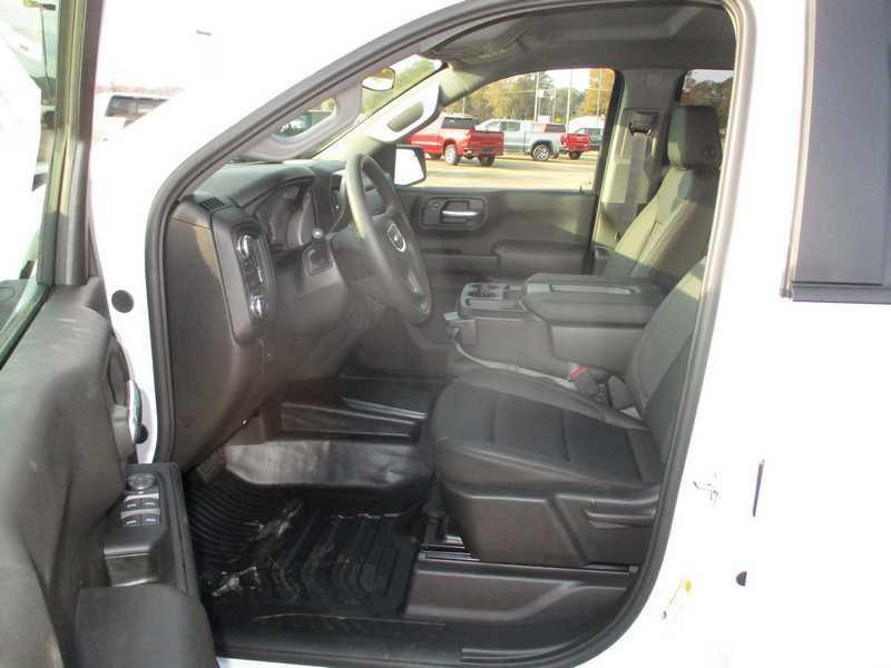 GMC Sierra 1500 Pro Crew Cab Short Box 4WD 2026