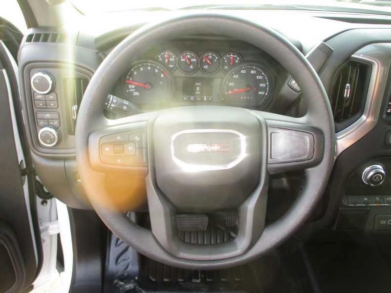 GMC Sierra 1500 Pro Crew Cab Short Box 4WD 2026