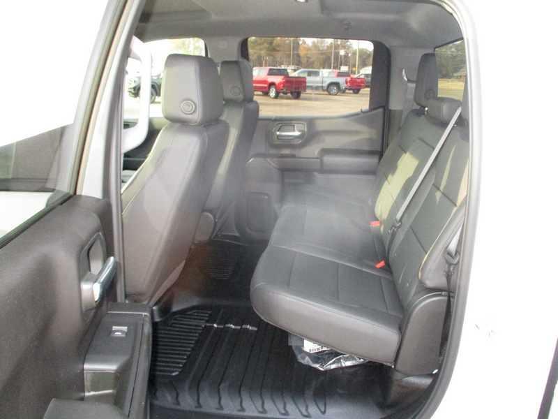 GMC Sierra 1500 Pro Crew Cab Short Box 4WD 2026