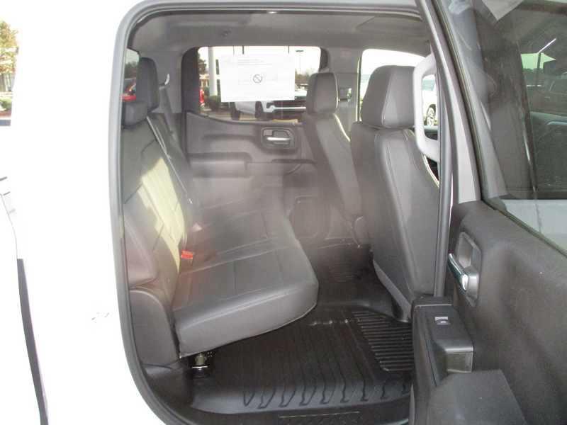 GMC Sierra 1500 Pro Crew Cab Short Box 4WD 2026