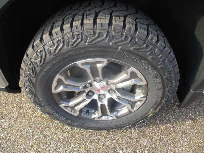 GMC Sierra 1500 Pro Crew Cab Short Box 4WD 2026