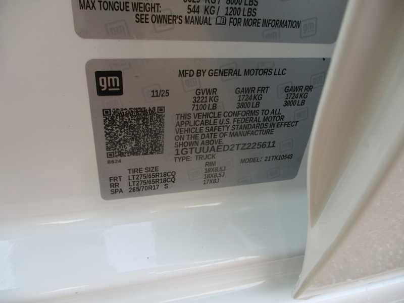 GMC Sierra 1500 Pro Crew Cab Short Box 4WD 2026