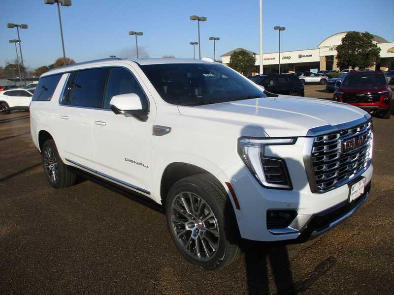 2026 GMC Yukon XL Denali 4WD