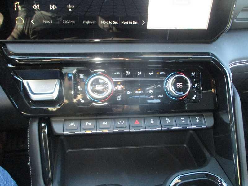 GMC Sierra 1500 AT4X Crew Cab 4WD 2026