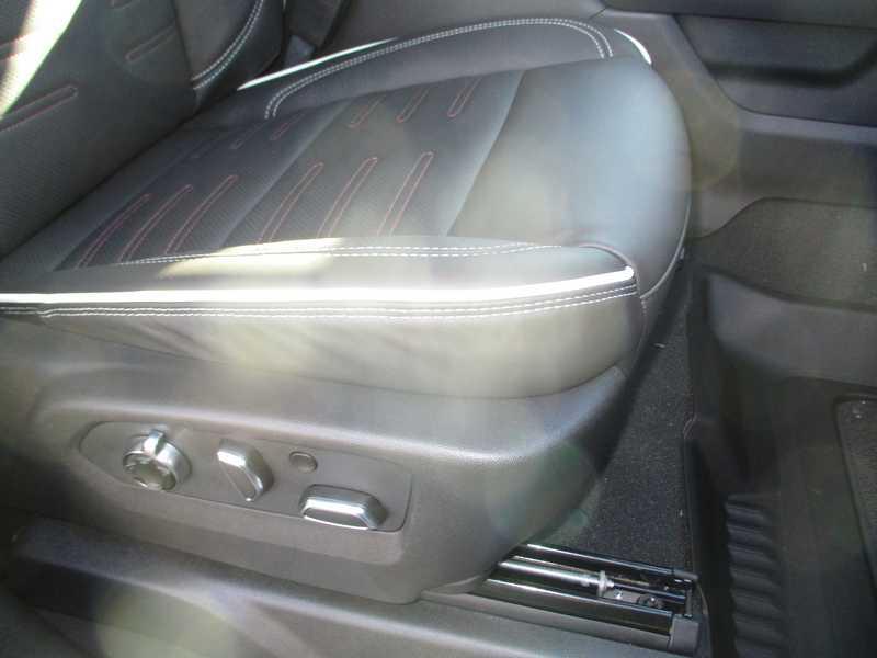 GMC Sierra 1500 AT4X Crew Cab 4WD 2026