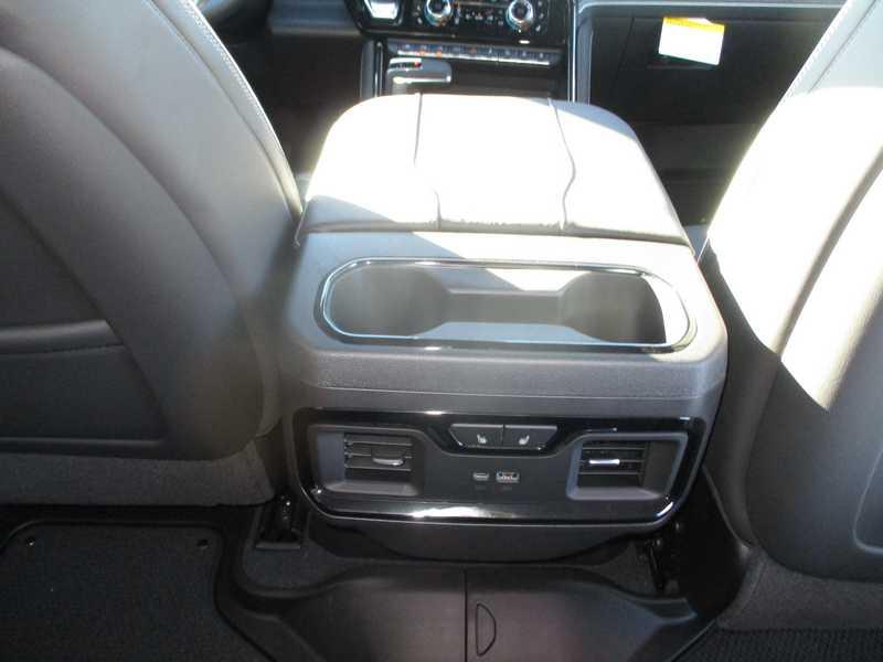 GMC Sierra 1500 AT4X Crew Cab 4WD 2026