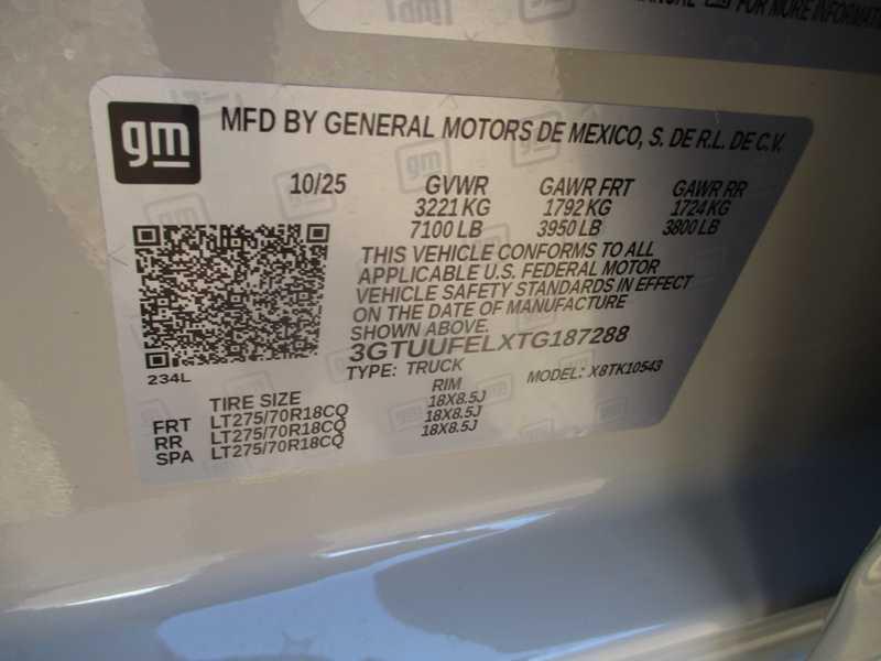 GMC Sierra 1500 AT4X Crew Cab 4WD 2026