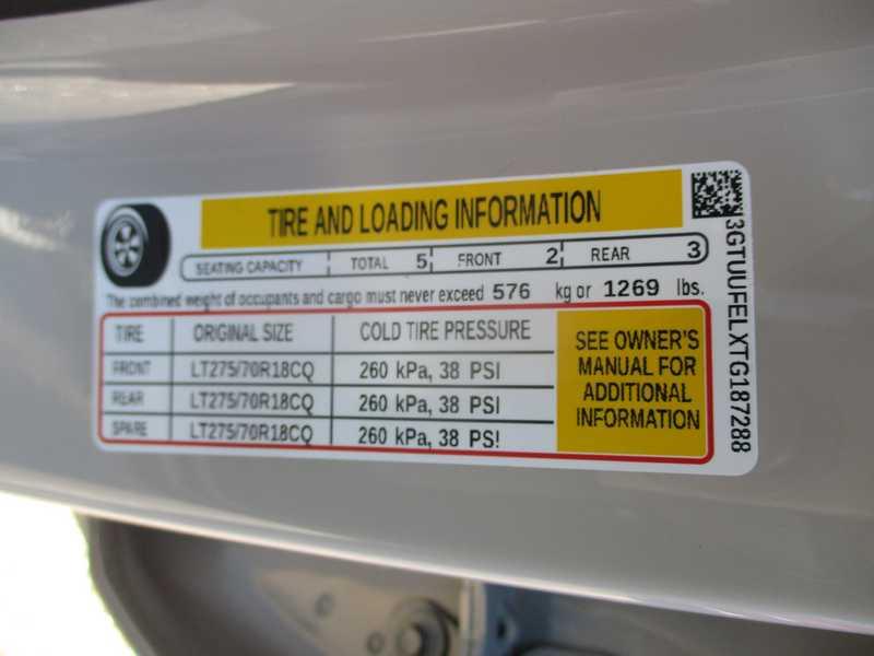 GMC Sierra 1500 AT4X Crew Cab 4WD 2026