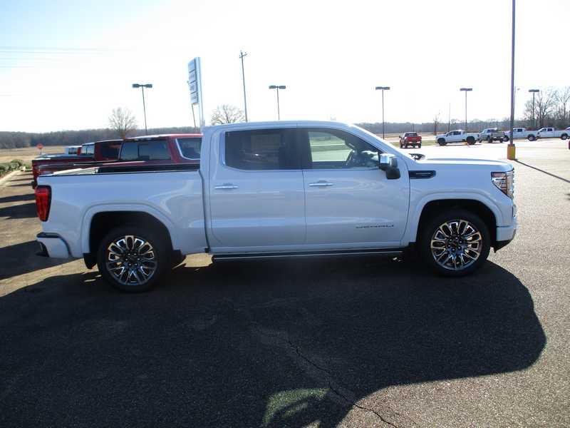 GMC Sierra 1500 Denali Ultimate Crew Cab 4WD 2026