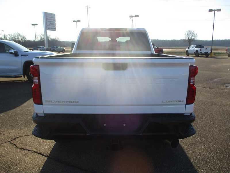 Chevrolet Silverado 2500HD  2026