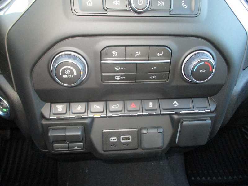 Chevrolet Silverado 2500HD  2026