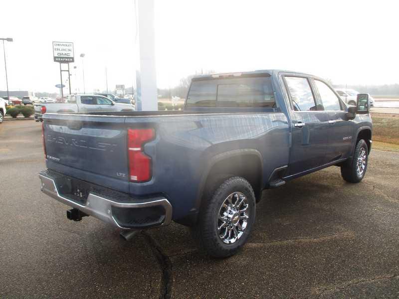 Chevrolet Silverado 2500HD LTZ Crew Cab 4WD 2026