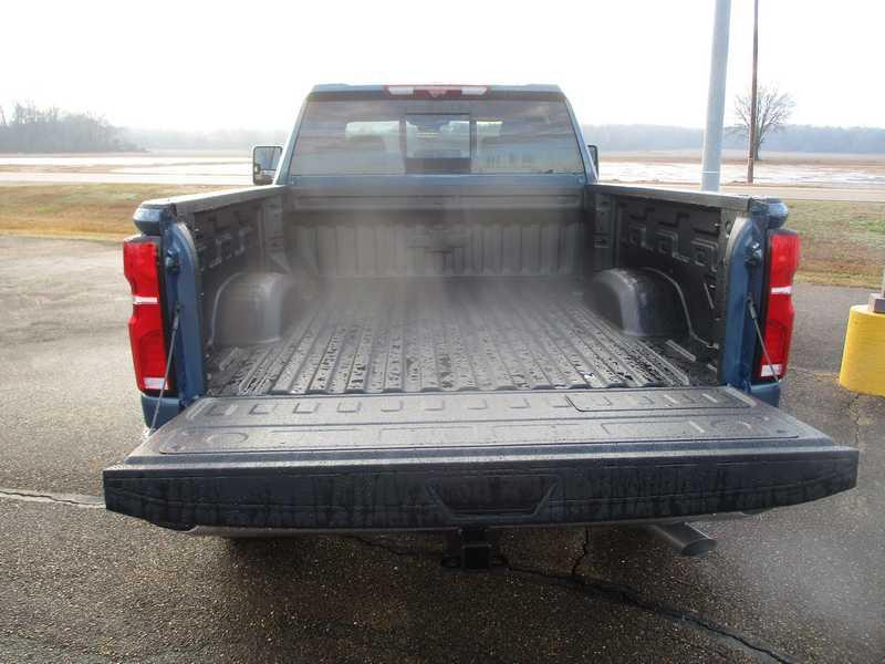 Chevrolet Silverado 2500HD LTZ Crew Cab 4WD 2026