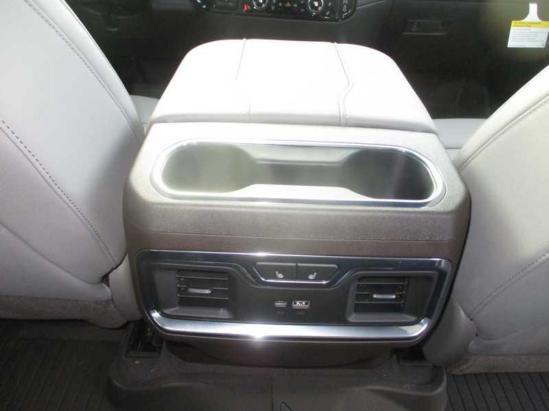 Chevrolet Silverado 2500HD LTZ Crew Cab 4WD 2026